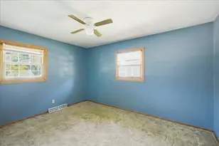 2304 Plum St, Peru, IL 61354 - Photo 15
