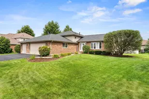 750 Bluestone Bay Dr, New Lenox, IL 60451 - Photo 1