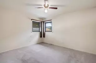 5032 Michigan Ave, Schiller Park, IL 60176 - Photo 11