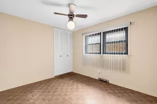 5032 Michigan Ave, Schiller Park, IL 60176 - Photo 9