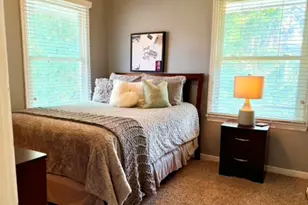 1026 W Douglas St, Freeport, IL 61032 - Photo 25
