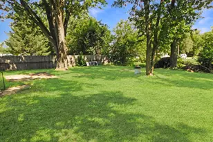 519 Ravine St, South Beloit, IL 61080 - Photo 13