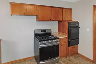 519 Ravine St, South Beloit, IL 61080 - Photo 5