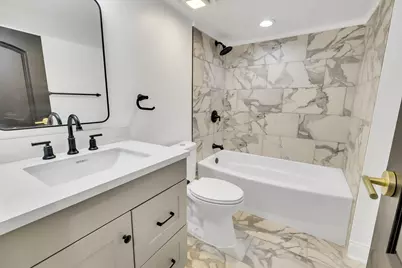 8357 S Hermitage Avenue, Chicago, IL 60620 - Photo 35