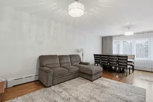 3110 N 76th Ct, Elmwood Park, IL 60707 - Photo 5