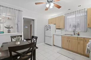 3110 N 76th Ct, Elmwood Park, IL 60707 - Photo 7