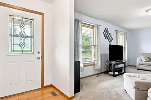 24878 W Highwoods Dr, Lake Villa, IL 60046 - Photo 3