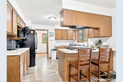 24878 W Highwoods Drive, Lake Villa, IL 60046 - Photo 9