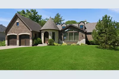 10S230 Grant Street, Burr Ridge, IL 60527 - Photo 1