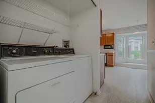 5907 Delaware Ave, Gurnee, IL 60031 - Photo 25
