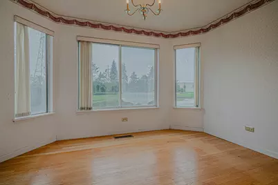 5907 Delaware Avenue, Gurnee, IL 60031 - Photo 9