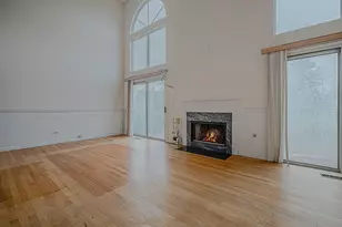 5907 Delaware Ave, Gurnee, IL 60031 - Photo 5