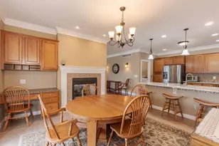 2030 Escalade Rd, Bloomington, IL 61705 - Photo 21