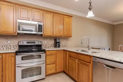 2030 Escalade Road, Bloomington, IL 61705 - Photo 15