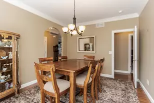 2030 Escalade Rd, Bloomington, IL 61705 - Photo 7