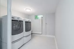 7137 N Francisco Ave, Chicago, IL 60645 - Photo 27