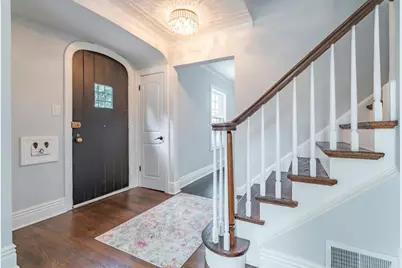 7137 N Francisco Avenue, Chicago, IL 60645 - Photo 17