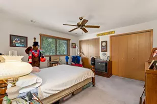 340 Loyola Dr, Elgin, IL 60123 - Photo 21