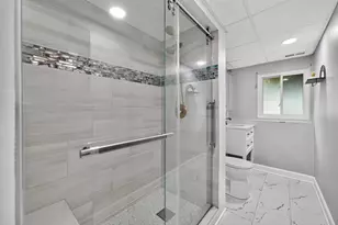 535 Edgemont Ln, Hoffman Estates, IL 60169 - Photo 33