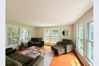 2116 Harlem Boulevard, Rockford, IL 61103 - Photo 9