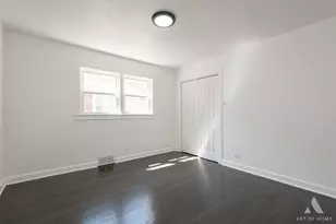 8834 S Oglesby Ave, Chicago, IL 60617 - Photo 5