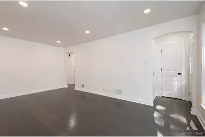 8834 S Oglesby Avenue, Chicago, IL 60617 - Photo 3