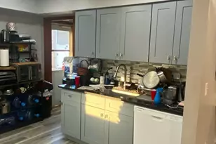 421 Hyde Park Ave, Hillside, IL 60162 - Photo 5