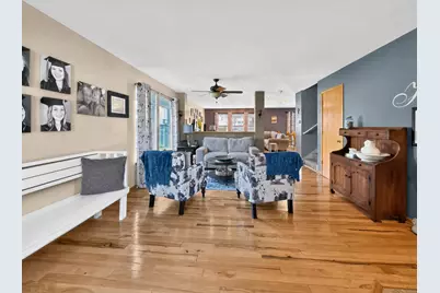 909 Walnut Drive, Kirkland, IL 60146 - Photo 3
