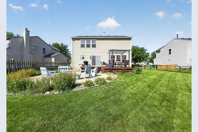 909 Walnut Drive, Kirkland, IL 60146 - Photo 35