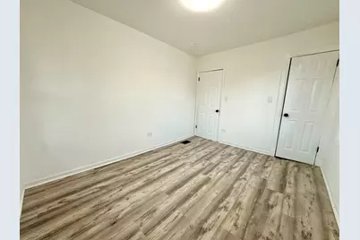 801 S 16th Avenue, Maywood, IL 60153 - Photo 15