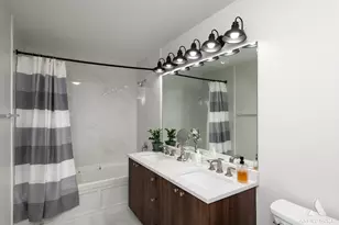 235 W Van Buren St, Chicago, IL 60607 - Photo 13