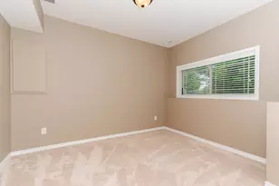 1506 Kell Ave, Bloomington, IL 61705 - Photo 29