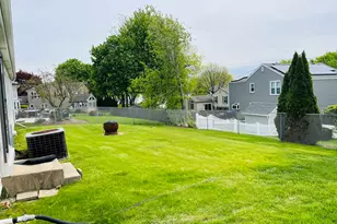 1915 Lawson Rd, Schaumburg, IL 60194 - Photo 3