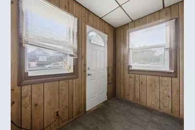 2636 Kenilworth Avenue, Berwyn, IL 60402 - Photo 25