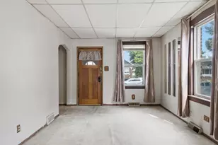 2636 Kenilworth Ave, Berwyn, IL 60402 - Photo 9