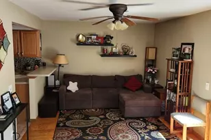 1349 Queensgreen Cir, Naperville, IL 60563 - Photo 5