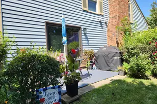 1349 Queensgreen Cir, Naperville, IL 60563 - Photo 25