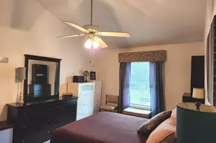 1349 Queensgreen Cir, Naperville, IL 60563 - Photo 19