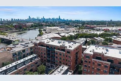 2811 N Bell Avenue #408, Chicago, IL 60618 - Photo 35