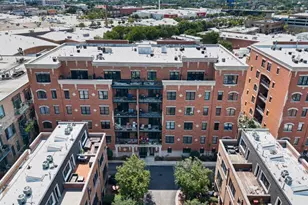 2811 N Bell Ave, Chicago, IL 60618 - Photo 39