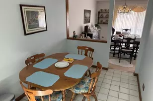 4125 W 93rd Pl, Oak Lawn, IL 60453 - Photo 5