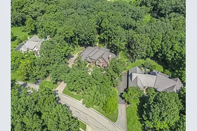 818 Fox Glen Drive, Saint Charles, IL 60174 - Photo 45