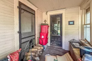 364 E Franklin St, Bement, IL 61813 - Photo 7