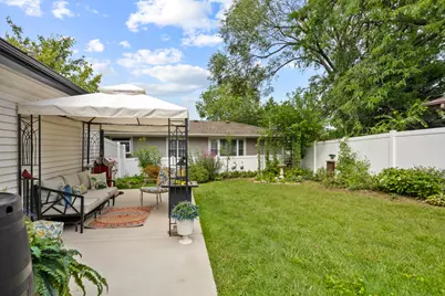 298 Peach Tree Lane, Elk Grove Village, IL 60007 - Photo 25