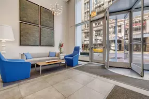 8 E Randolph St, Chicago, IL 60601 - Photo 19
