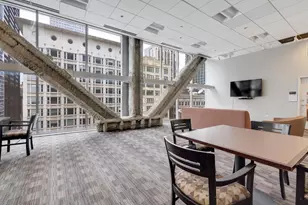 8 E Randolph St, Chicago, IL 60601 - Photo 21