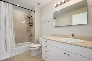 8 E Randolph St, Chicago, IL 60601 - Photo 11