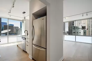 8 E Randolph St, Chicago, IL 60601 - Photo 9