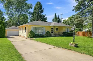 846 N Fifth Ave, Geneva, IL 60134 - Photo 1