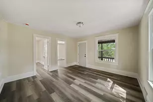 1439 8th Ave, Rockford, IL 61104 - Photo 3